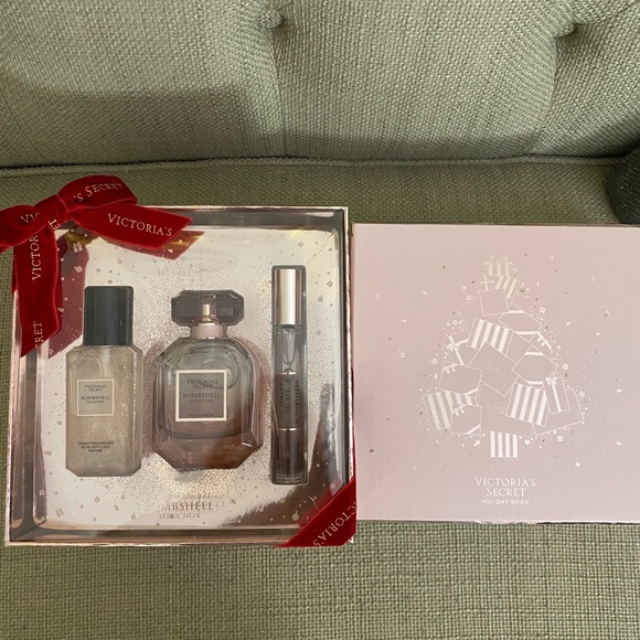 Victoria’s Secret Bombshell Seduction Gift Set - Picture 2 of 4